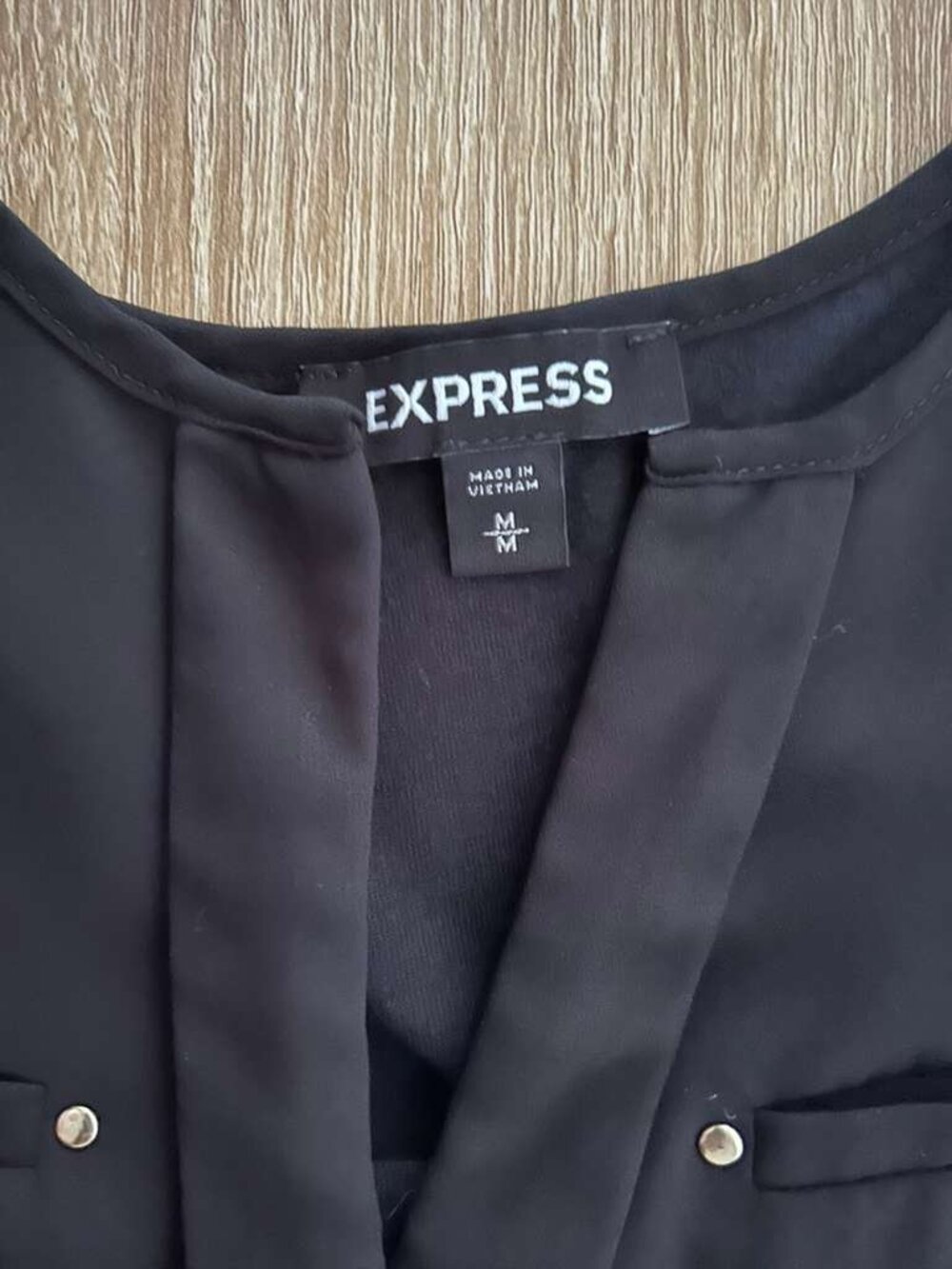 Express Black Sleeveless Blouse V-Neck Pocket Detail Size M - Picture 5 of 8